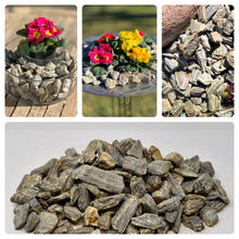 Lade das Bild in den Galerie-Viewer, Dekosteine Wood Stone - Stein Ambiente