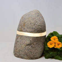 Lade das Bild in den Galerie-Viewer, Steinleuchte - Stein Ambiente