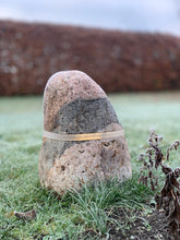Lade das Bild in den Galerie-Viewer, Steinleuchte - Stein Ambiente