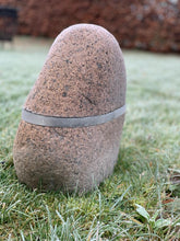 Lade das Bild in den Galerie-Viewer, Steinleuchte - Stein Ambiente