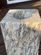 Lade das Bild in den Galerie-Viewer, Wood-Stone Fireplace - Stein Ambiente